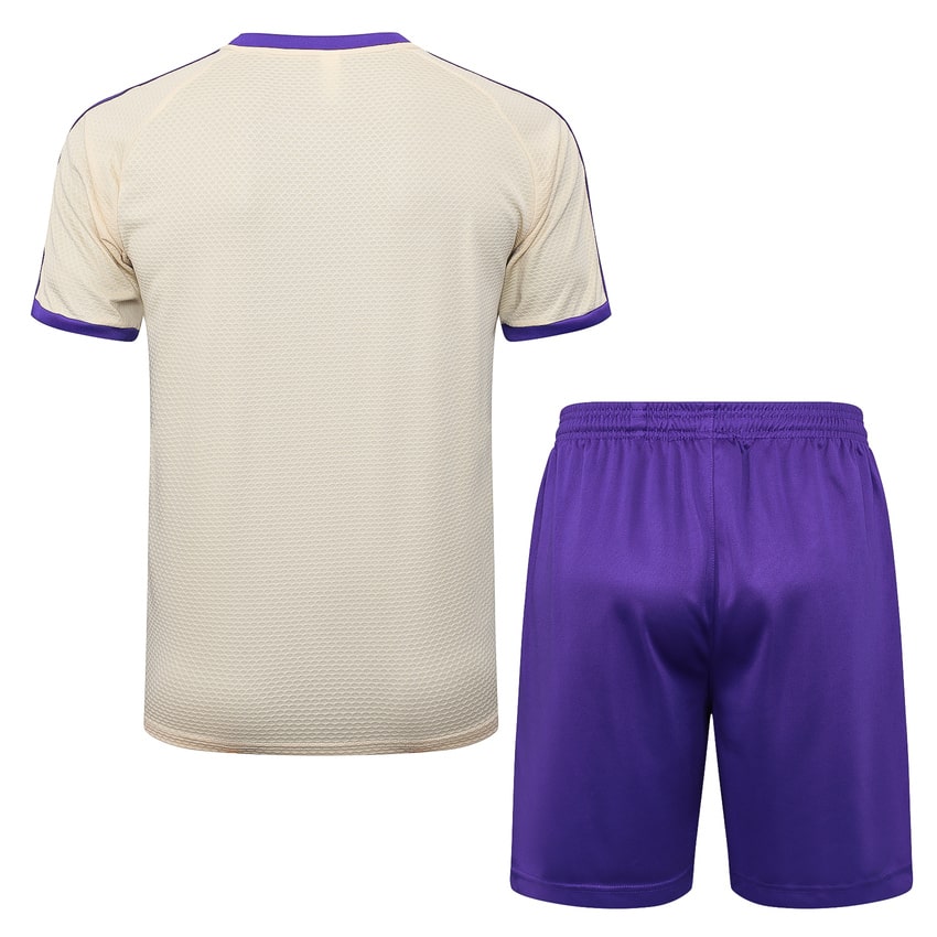 Ensemble Maillot Short Real Madrid 2025 2026 Beige Violet – Image 4